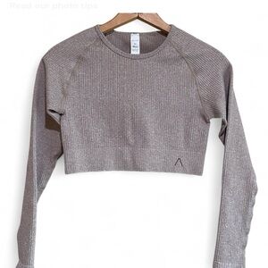 Acta Tan Cropped Ribbed Seamless Long Sleeve Workout Athletic Top Sz Medium